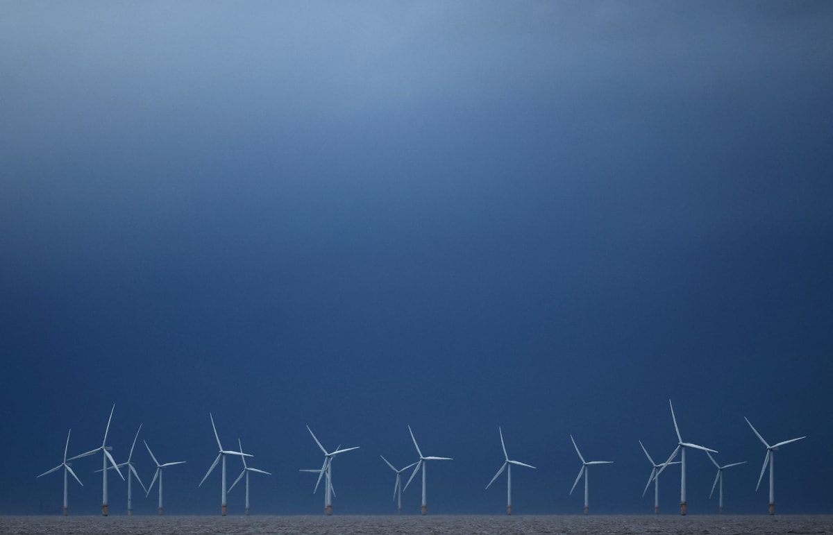 Britain Cuts Red Tape for Small Wind Turbines - Image 2