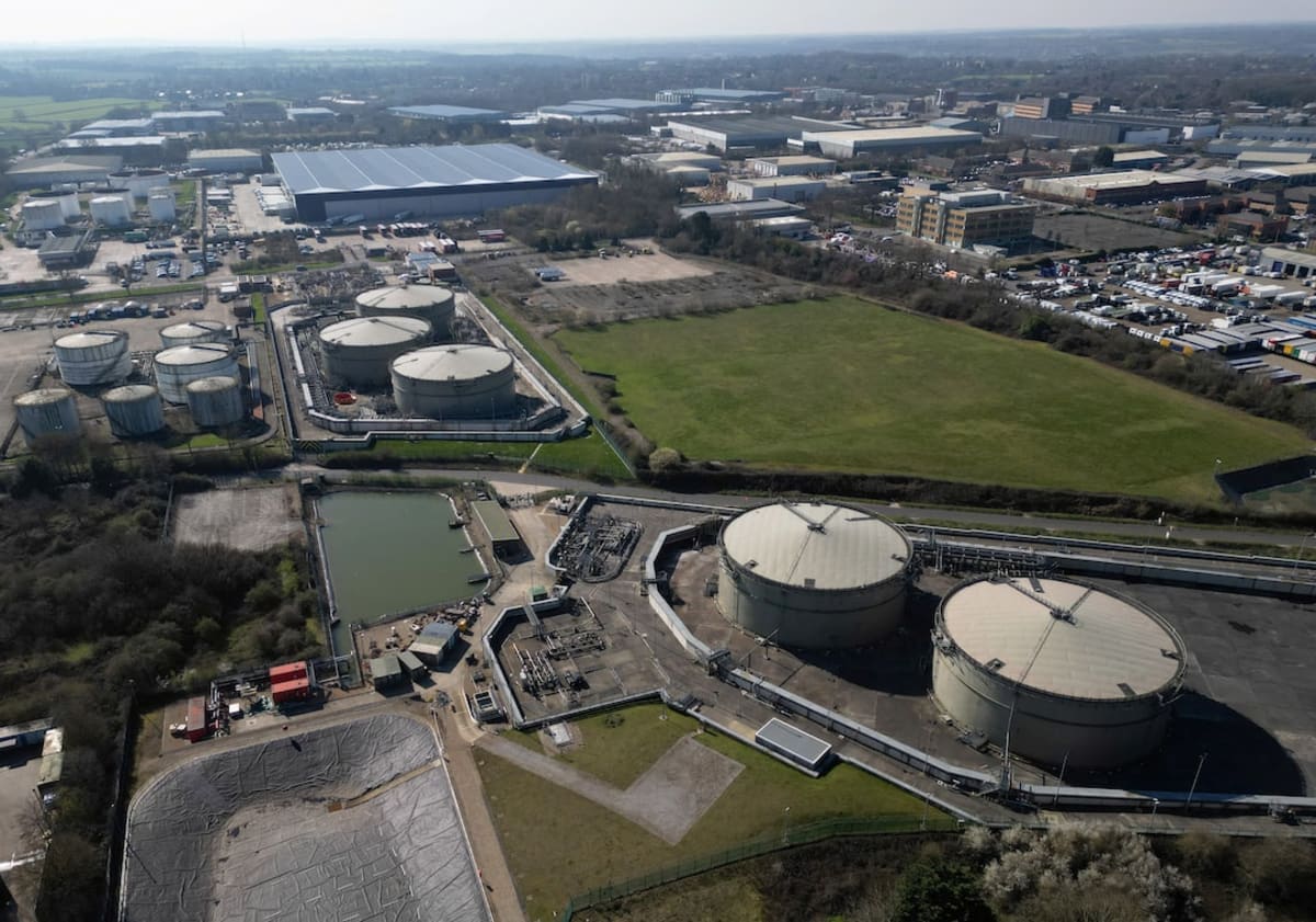 Britain Hits 52.5% Renewable Power in Historic 2025 Milestone - Image 2