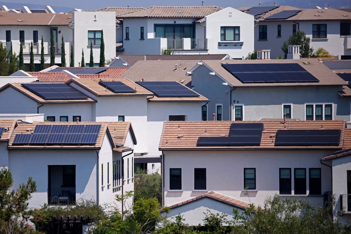 Solar Power Meets 61% of US Energy Growth Despite Setbacks - Image 2