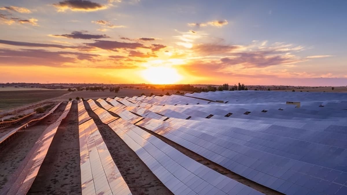 Ireland Solar Power Surges 58% in Summer 2026 - Image 2