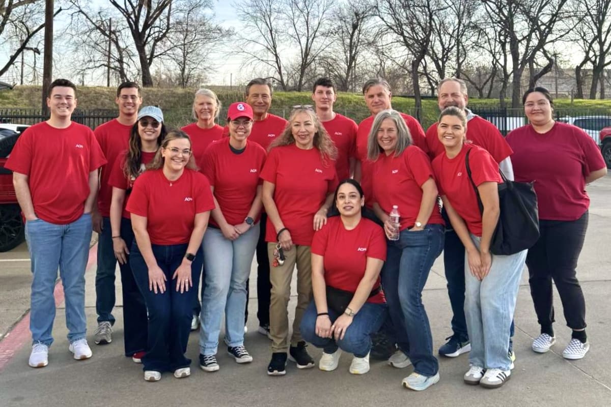 Dallas Team Feeds 750+ Unhoused Neighbors Daily