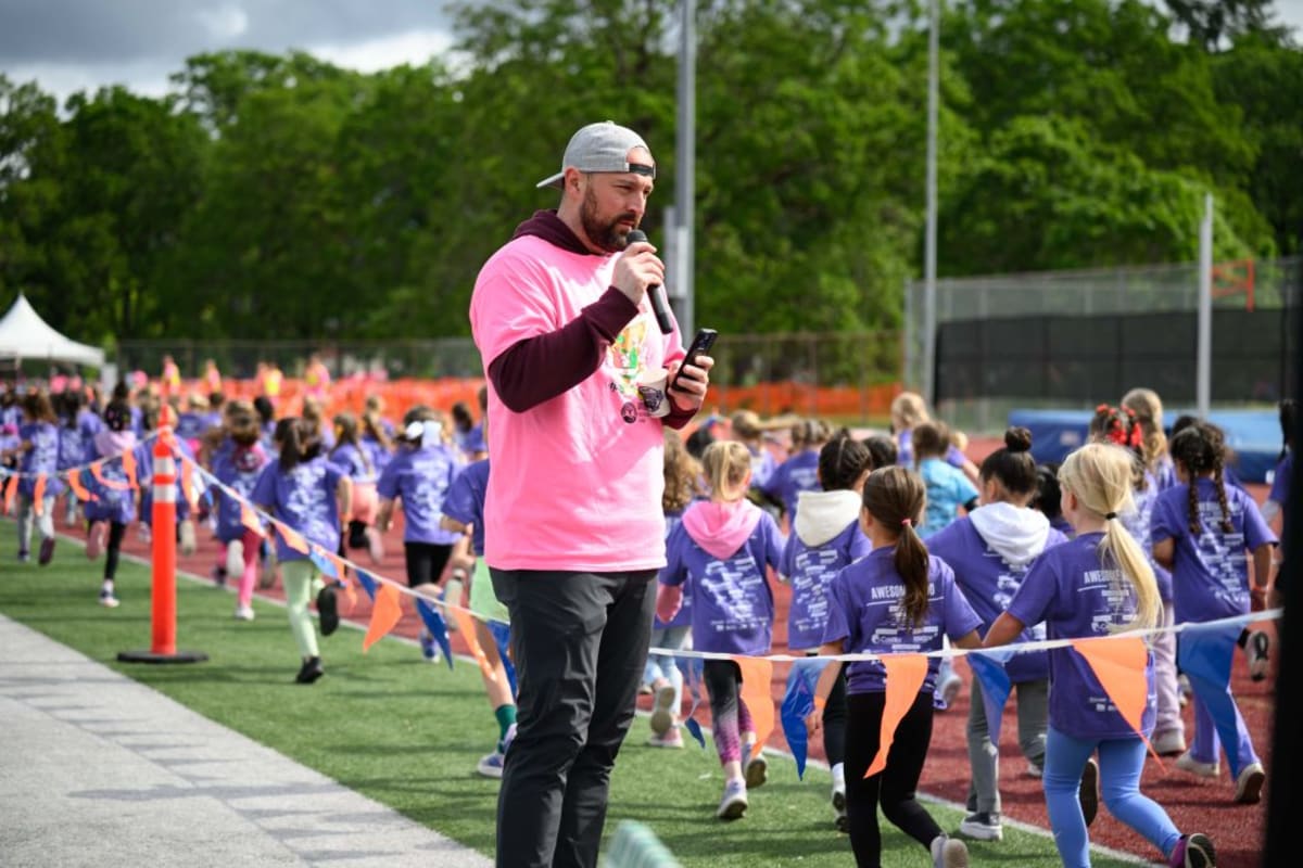 400 Volunteers Help 2,000 Kids Race for Joy in Salem - Image 2