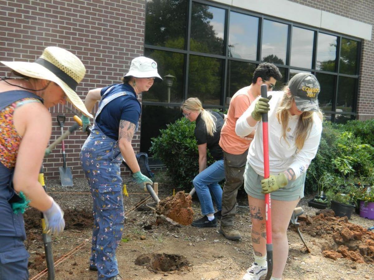 Volunteers Build Rain Garden at NC Library for Cleaner Water
