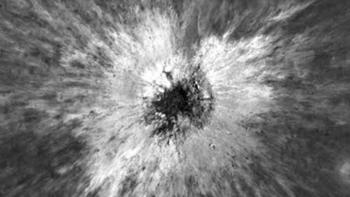 NASA Spots Rare 225-Meter Moon Crater From 2024 Impact - Image 2