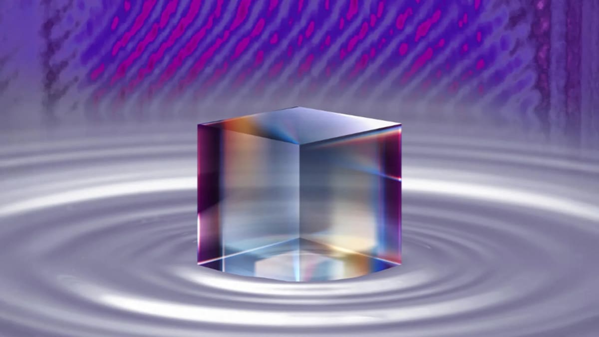 Laser equipment crushing tiny diamond sample in extreme pressure fusion experiment laboratory