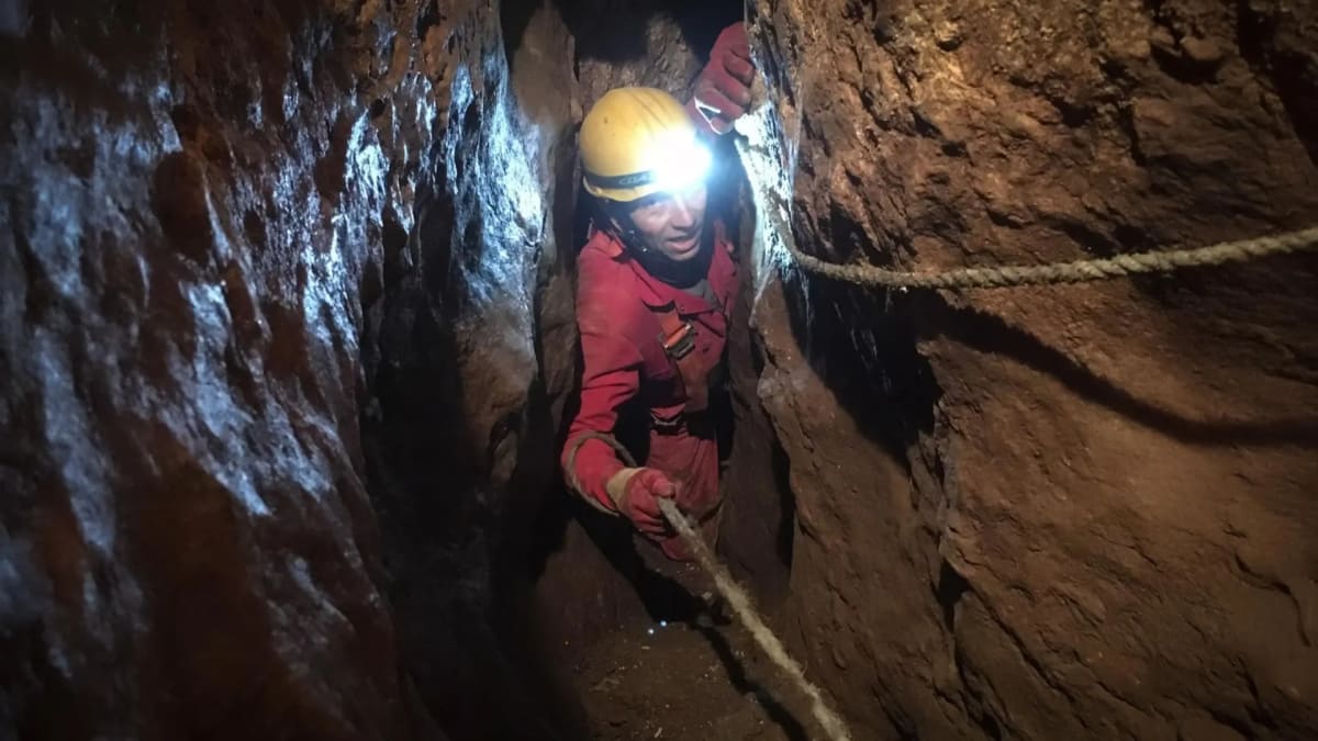 11,000-Year-Old Girl Found in Northern Britain Cave