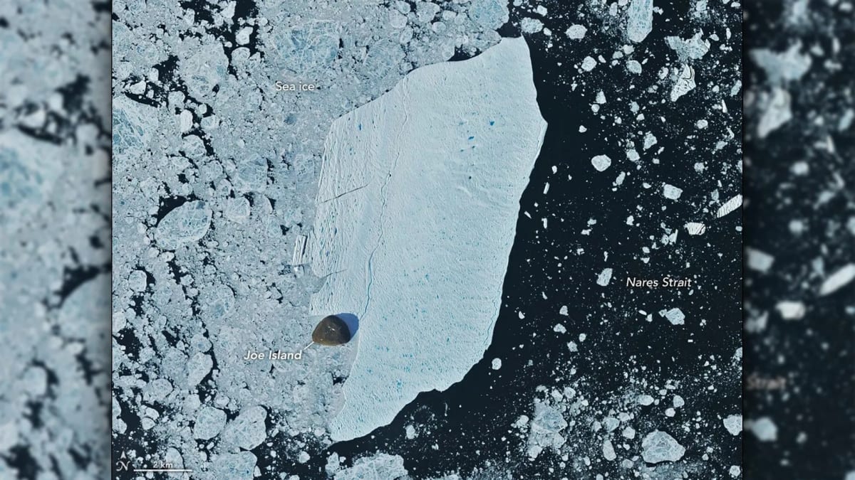 Giant Greenland Iceberg Survives Island Collision