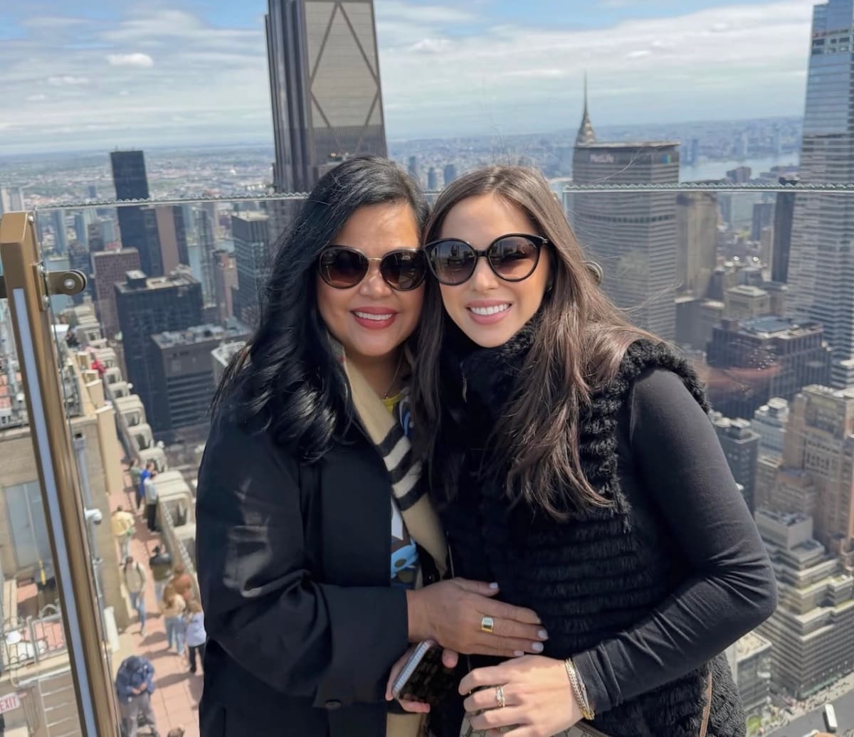 Mom's Donation Mistake Restores Faith in Charity Workers - Image 2