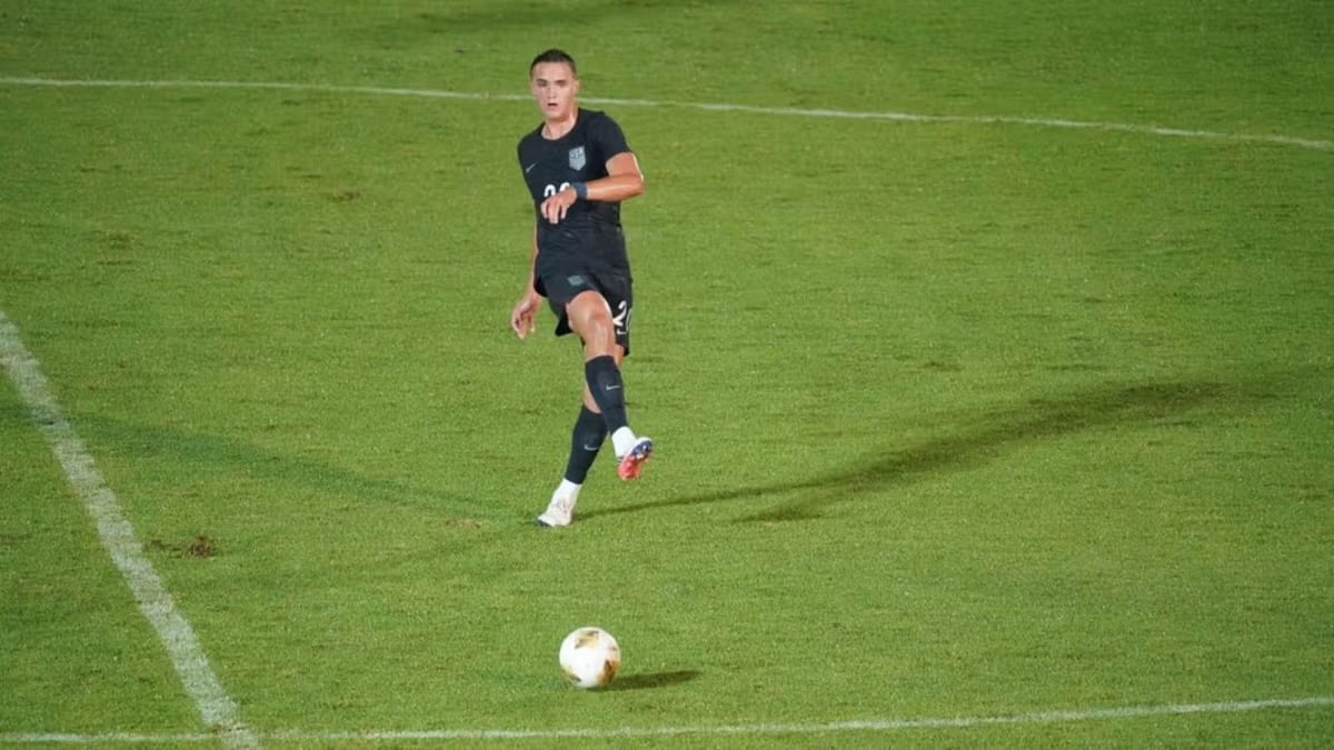 U.S. Under-19 soccer team celebrating during their 5-0 victory over Cuba in Mexico