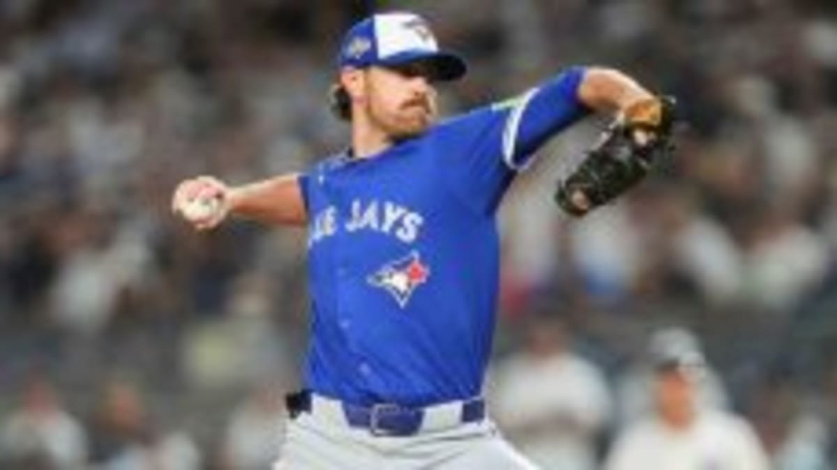 Blue Jays Pitcher Kevin Gausman Strikes Out 11 on Opening Day - Image 2