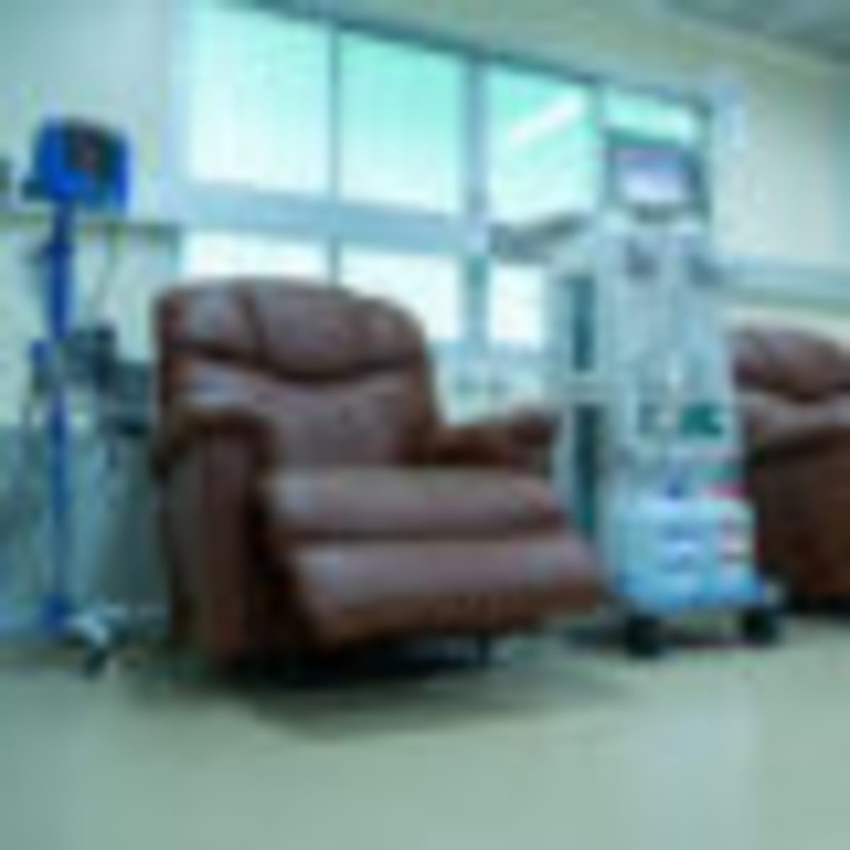 Professor Uses His Own Cancer to Train Future Doctors - Image 3