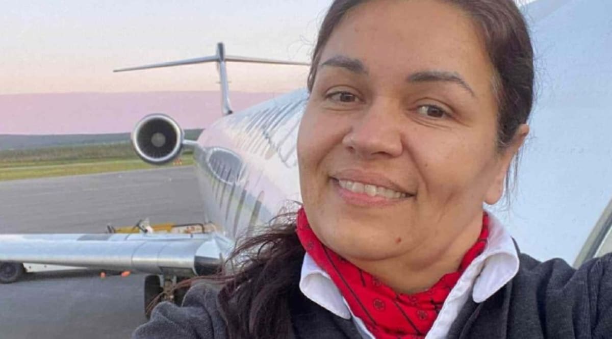 Flight Attendant Survives 100-Meter Ejection From Plane Crash