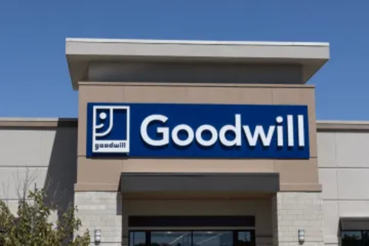 San Diego Goodwill Now Recycles Soft Plastics at Stores - Image 2