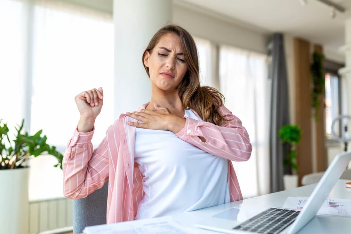 Sitting Upright Boosts Mood, McGill Study Finds - Image 3
