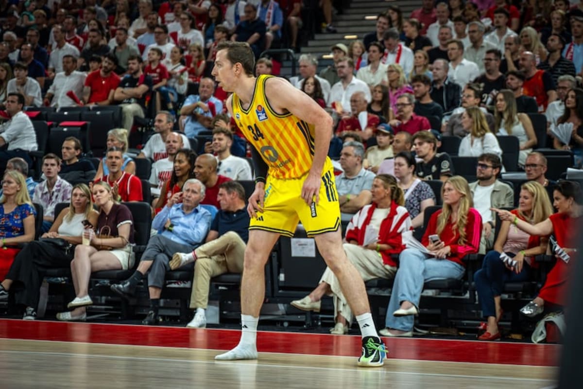 Basketball Player Leads Team to Miracle Win in Germany - Image 4