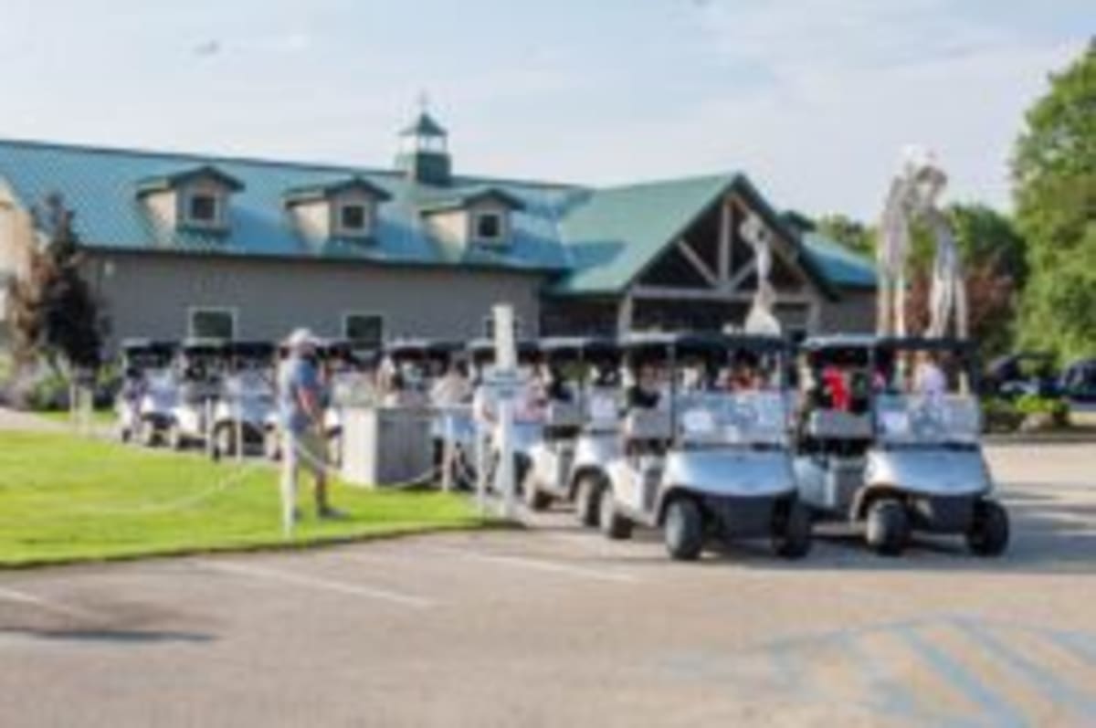 Greenville Basketball Raises Funds in First Golf Outing - Image 3