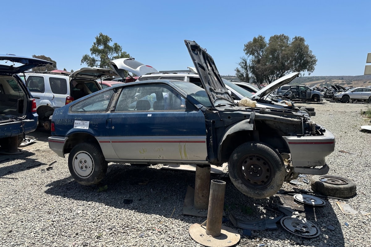 DIY Electric Honda CRX Found in Junkyard After Decades - Image 4