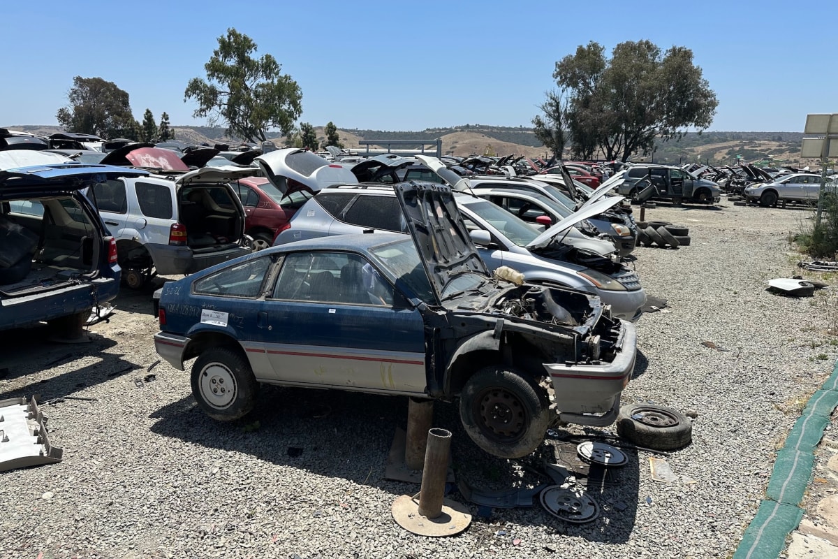 DIY Electric Honda CRX Found in Junkyard After Decades - Image 5