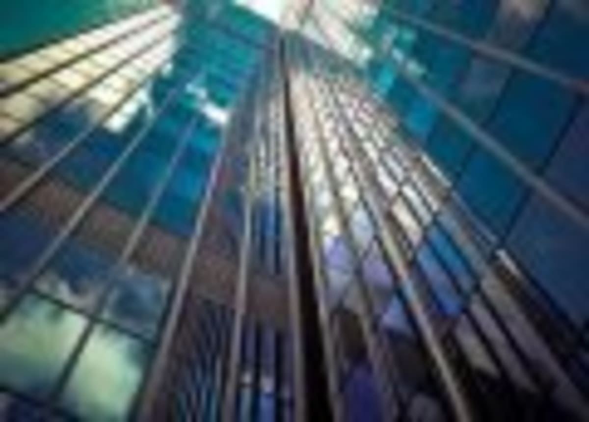 Canada Launches $25B Clean Energy Fund Amid Fossil Fuel Shift - Image 4