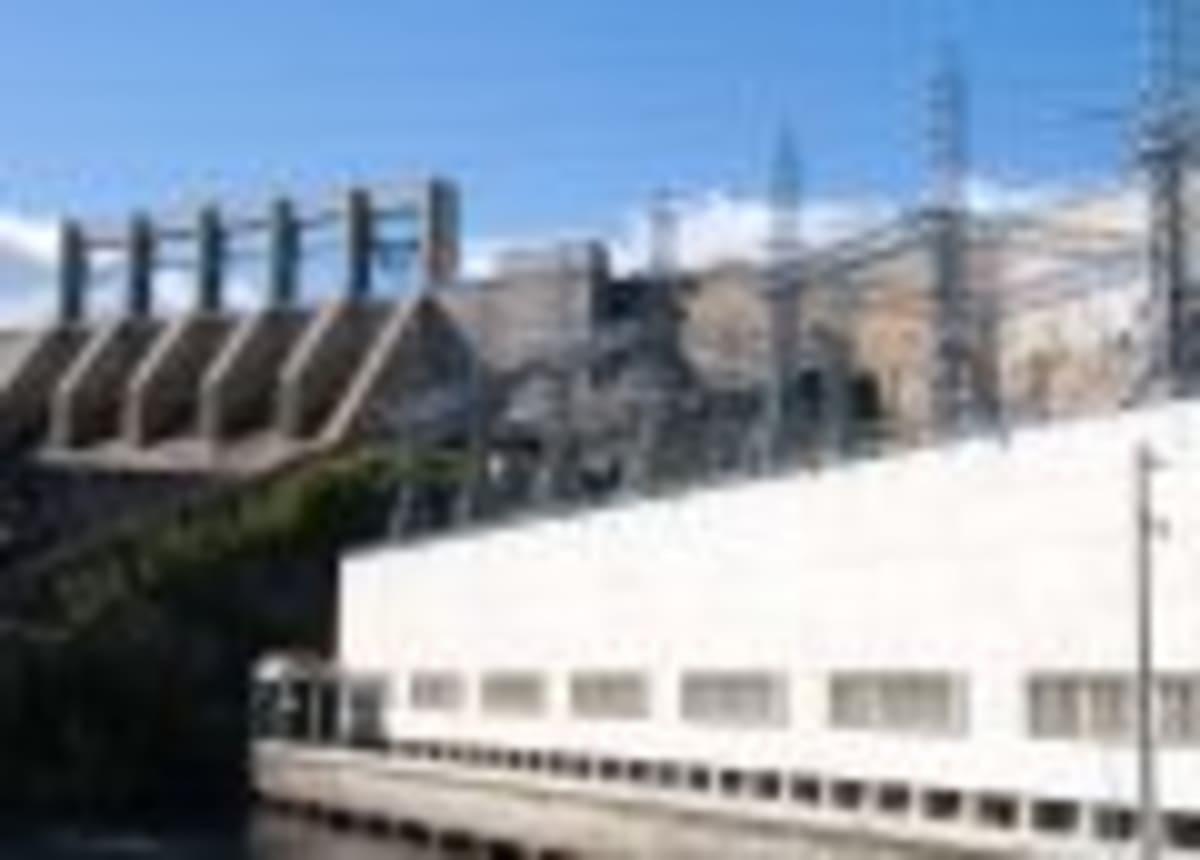 Canada Unveils $50B Clean Energy Plan to Power Every Car - Image 3