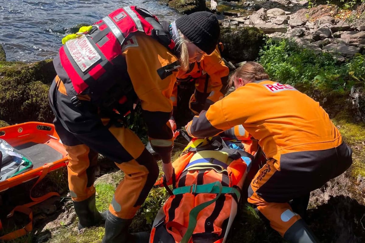 Volunteers Save 15 People in 7-Hour Loch Lomond Rescue - Image 2