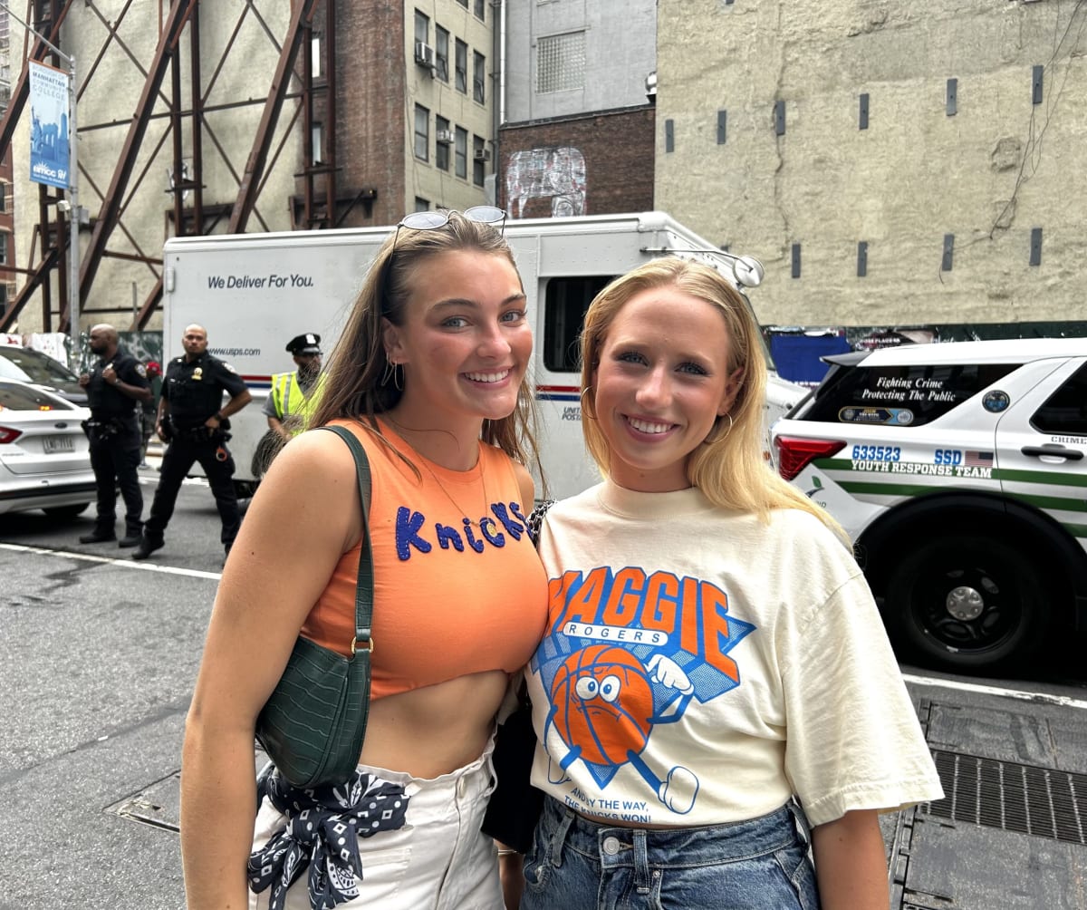 2 Million Celebrate Knicks' First Title in 53 Years - Image 2