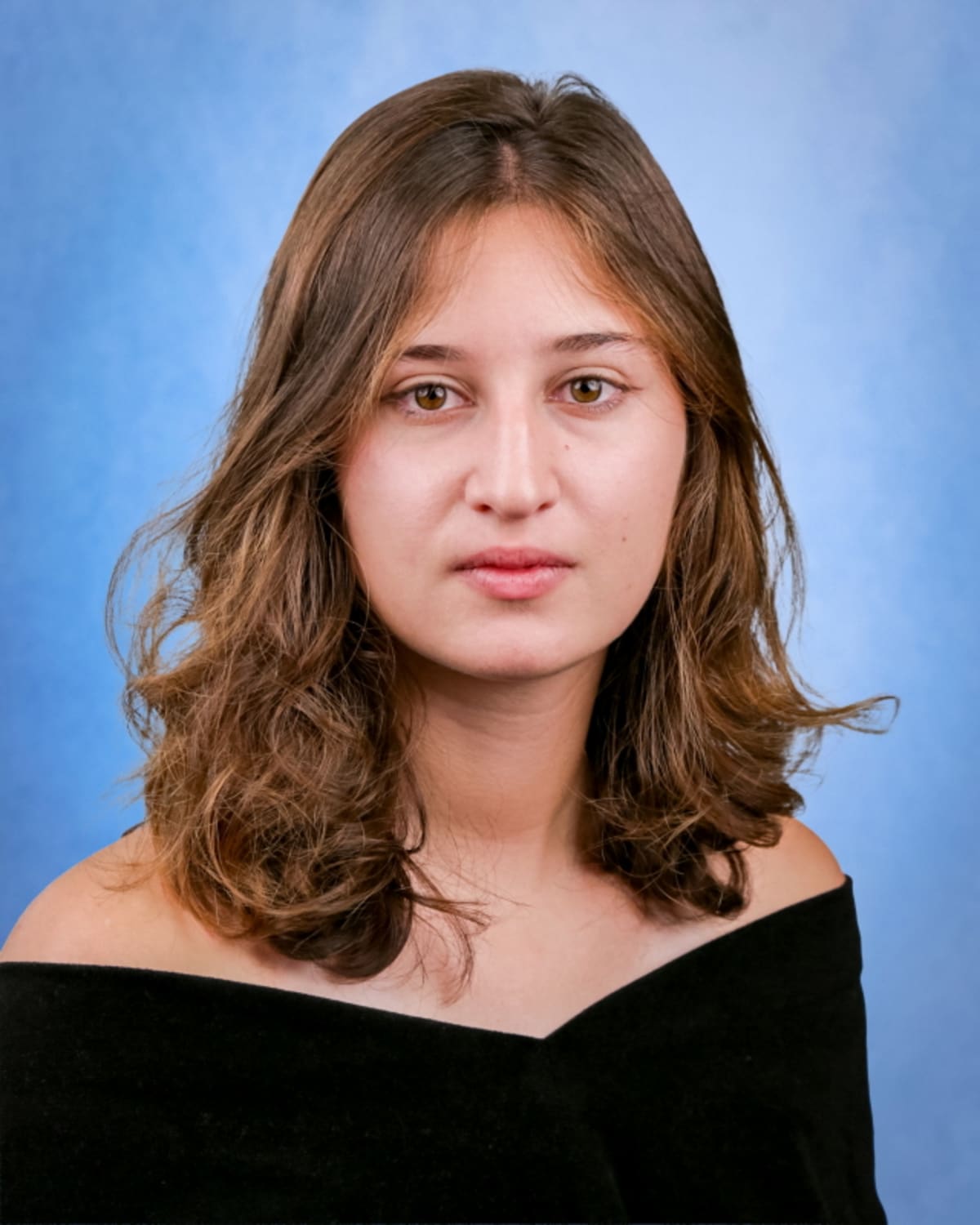 Twin Sisters Tie for Top Grades at Greek School in NYC - Image 3