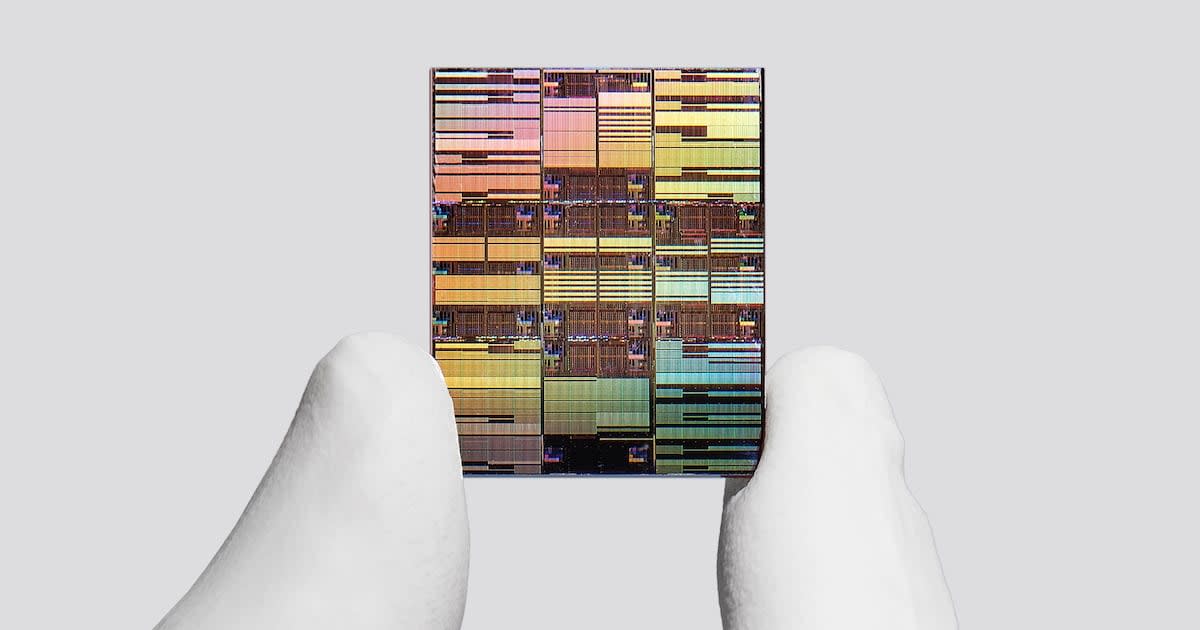 IBM's Atomic-Scale Chip Fits 100 Billion Transistors