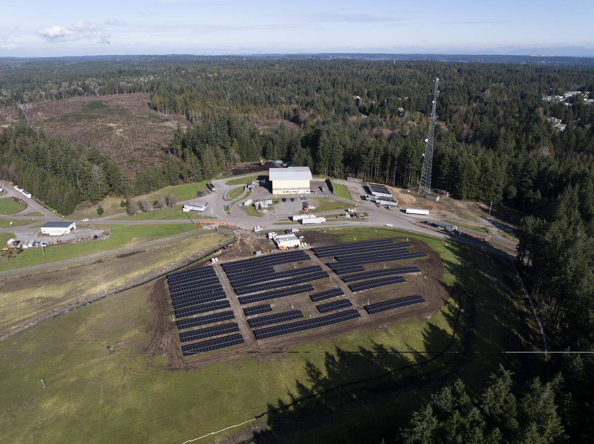 Old Landfill Powers 100 Homes With Solar in Washington - Image 2
