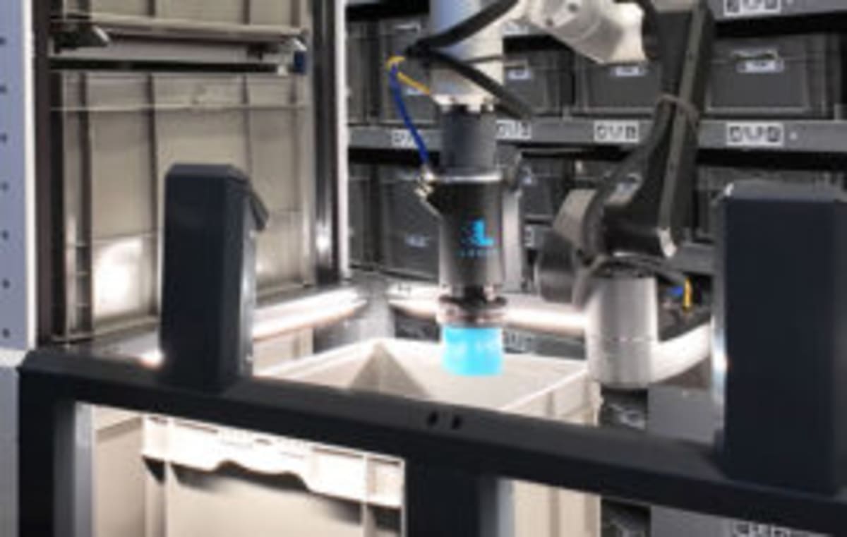 New Robot Gripper Learns to Handle Anything Without Training - Image 5