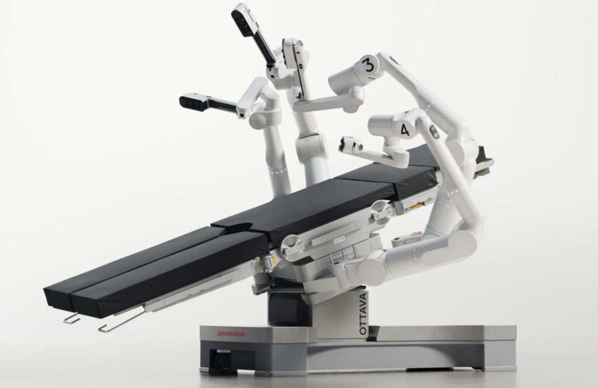 J&J's Space-Saving Surgical Robot Gets FDA Green Light - Image 2