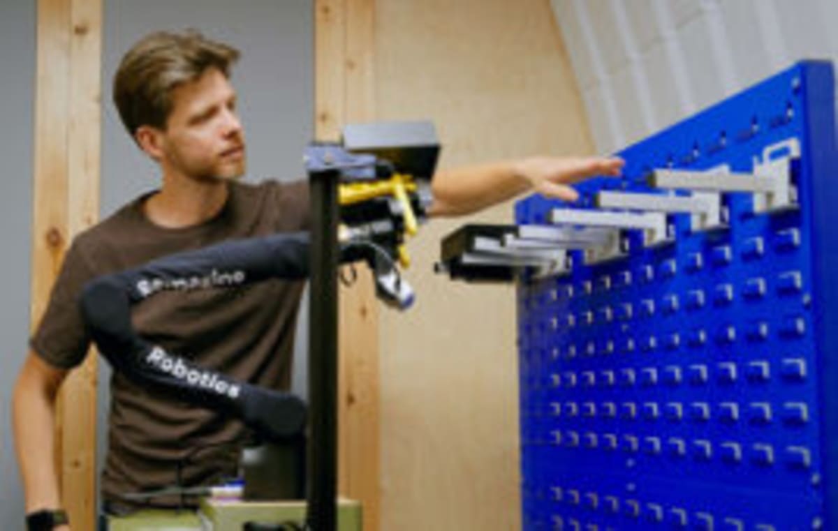Robot Ships to Map Ocean Floor for U.S. Navy - Image 3