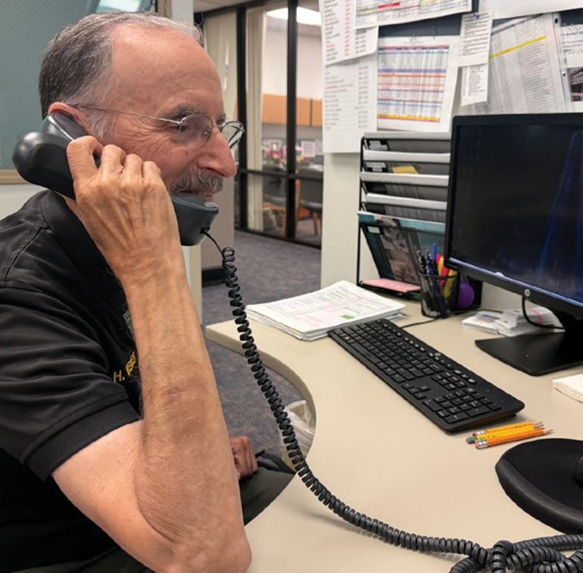 40 Volunteers Free Up Thousand Oaks Deputies for Emergencies - Image 4