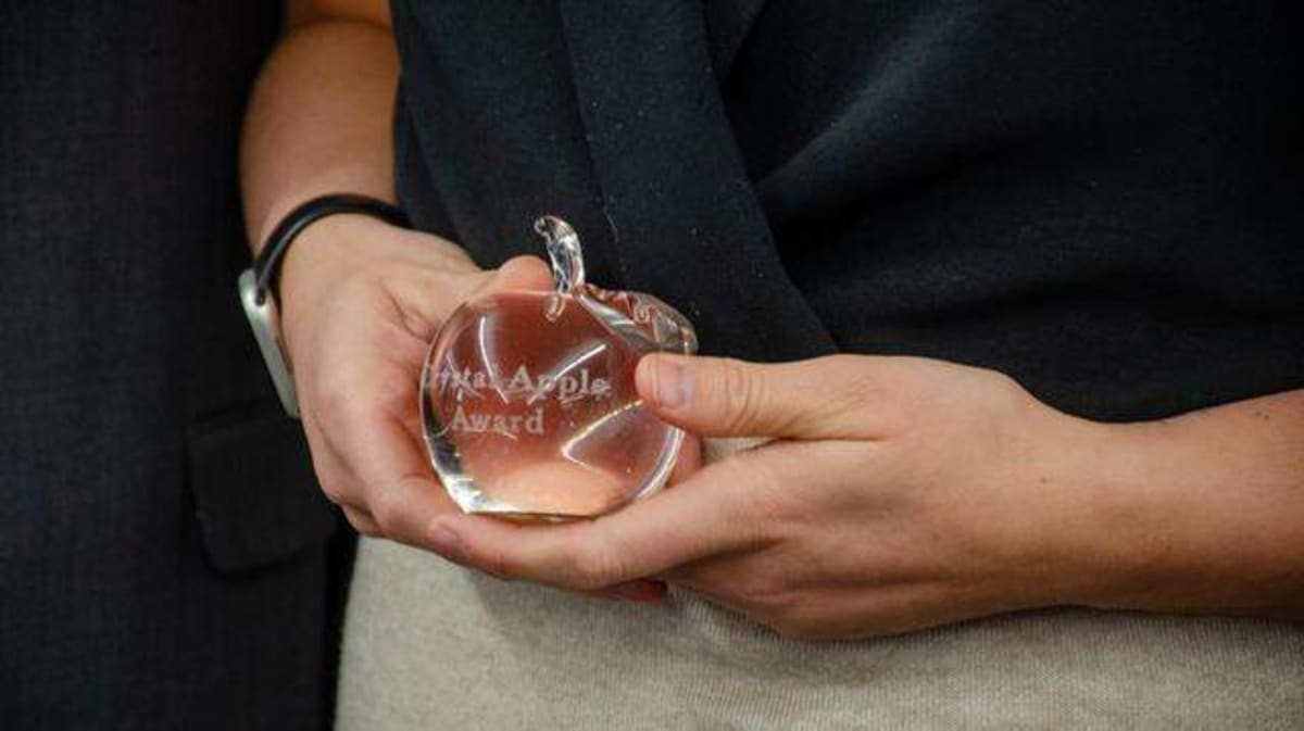 Nine Washington Teachers Win $1,500 Crystal Apple Awards - Image 2