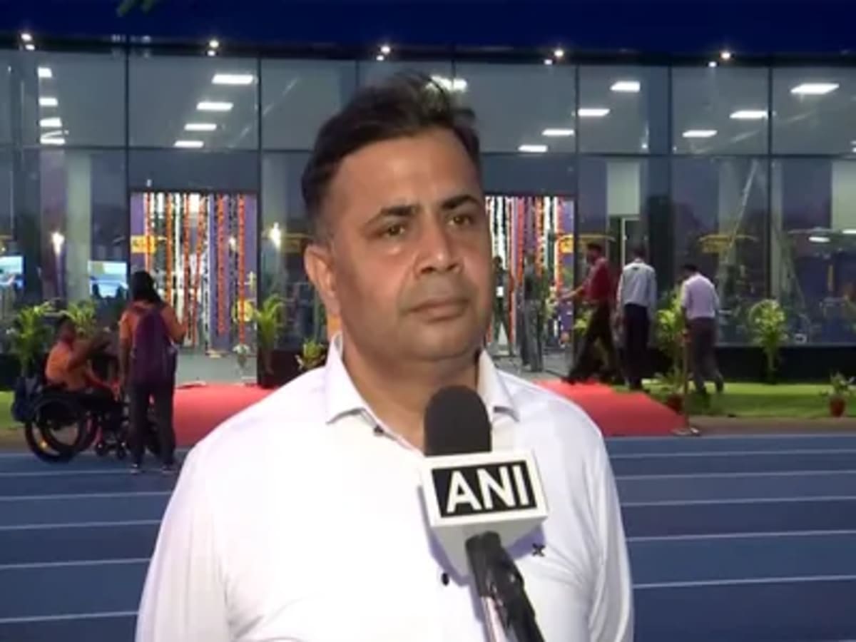 Duplantis Breaks Own Record, Wins 4th Straight Pole Vault Title - Image 3