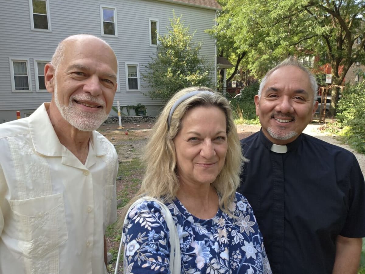 Woman Visits 185 Chicago Houses of Worship, Breaks Record - Image 3