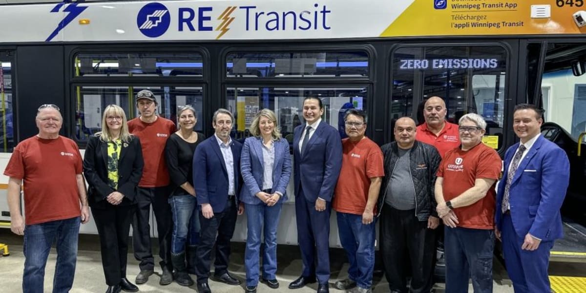 Winnipeg Opens Bus Plant, Creating Hundreds of Union Jobs - Image 2