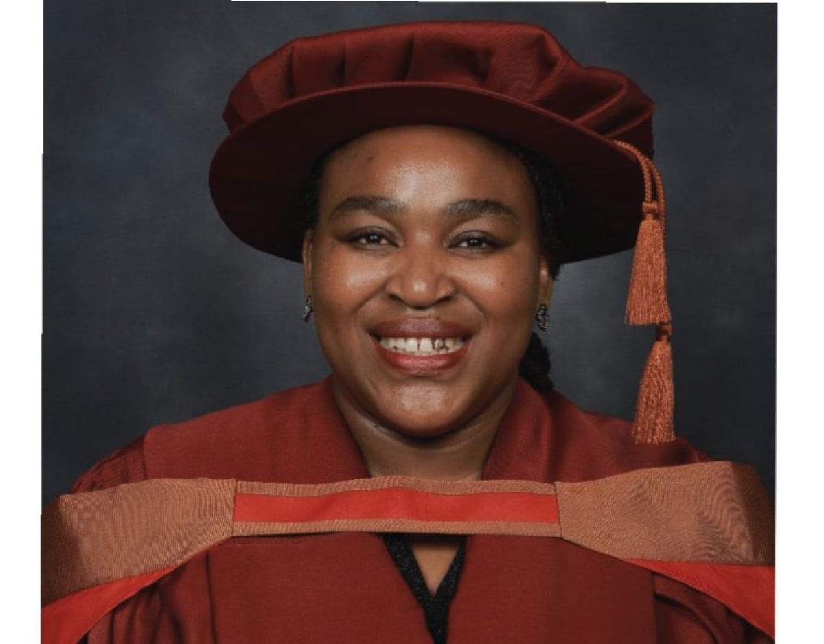 University Leader Celebrates Birthday at Graduation Ceremony - Image 3