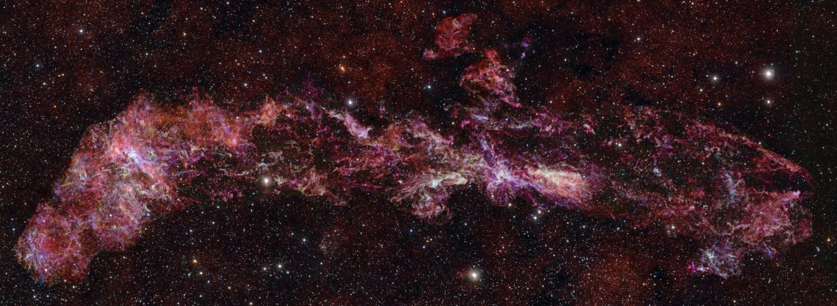 Astronomers Capture Largest Ever Image of Milky Way Center