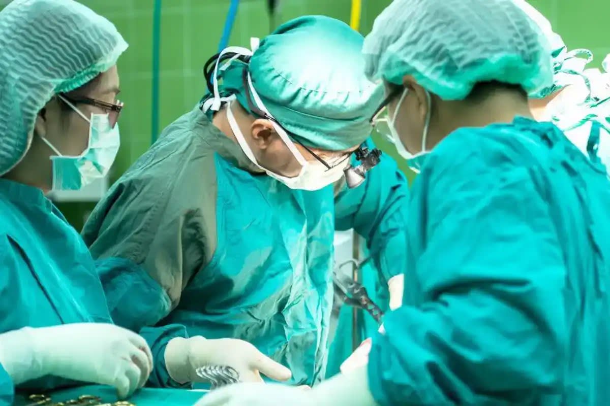 Brazilian Twins With Fused Brains Separated Using VR