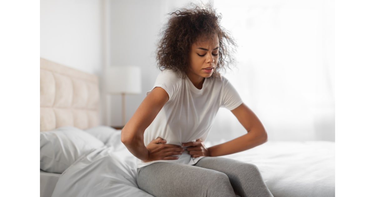 Men Try Period Cramp Simulator, Can't Handle the Pain - Image 4
