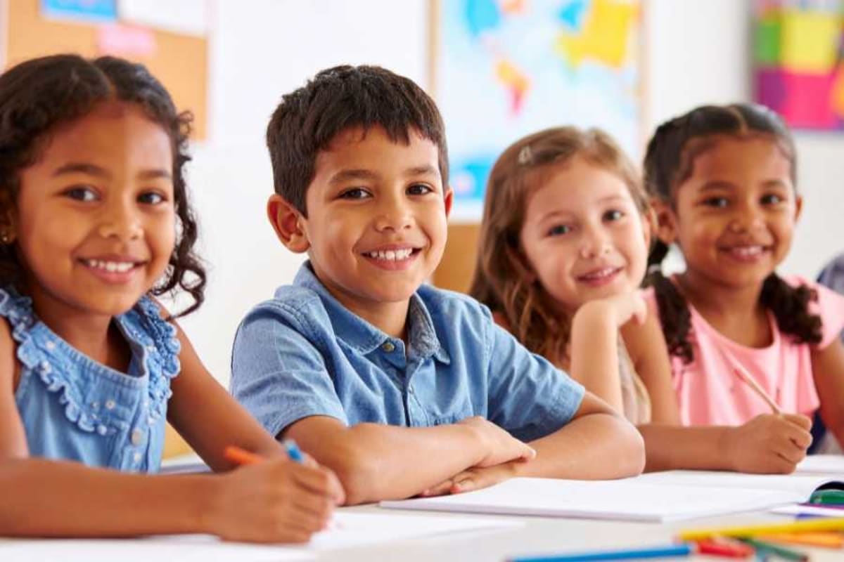 Teacher Redesigns Curriculum After Student's Honest Words - Image 3