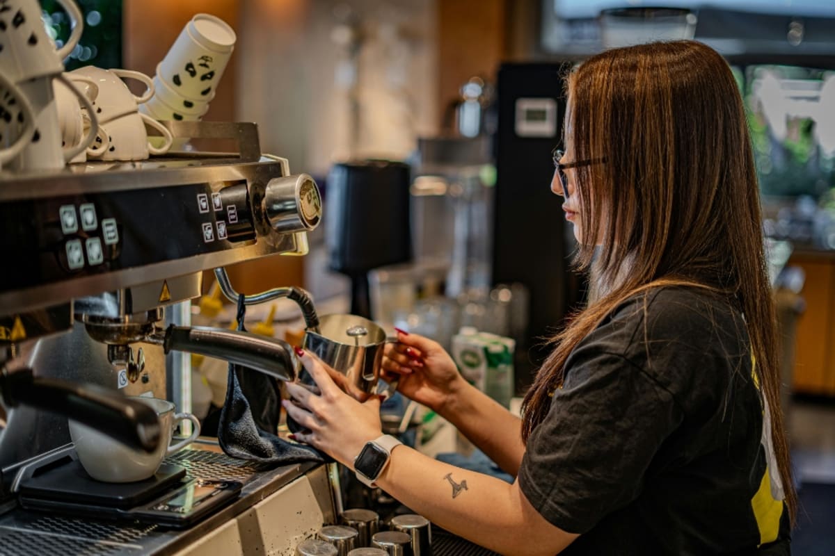 US Barista in Germany Gets 36 Days Paid Vacation Part-Time - Image 4