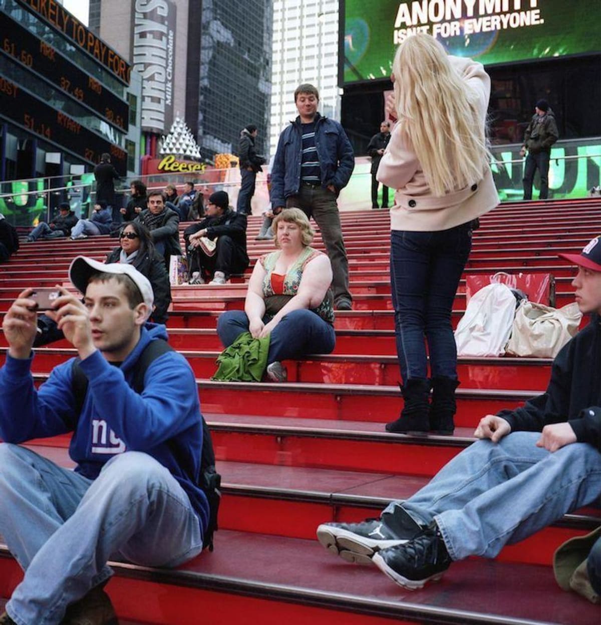 Artist Photos Strangers Judging Her Body in Public - Image 3