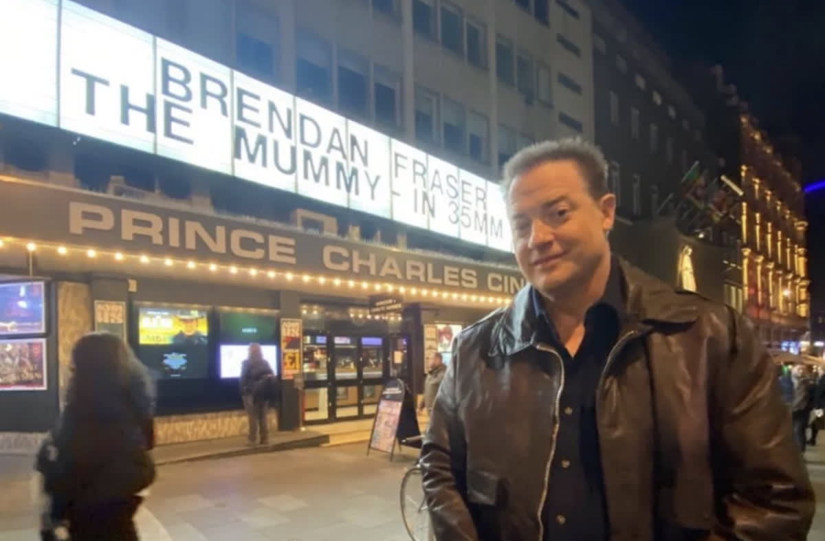 Brendan Fraser Surprises Fans in Full Mummy Costume at Screening