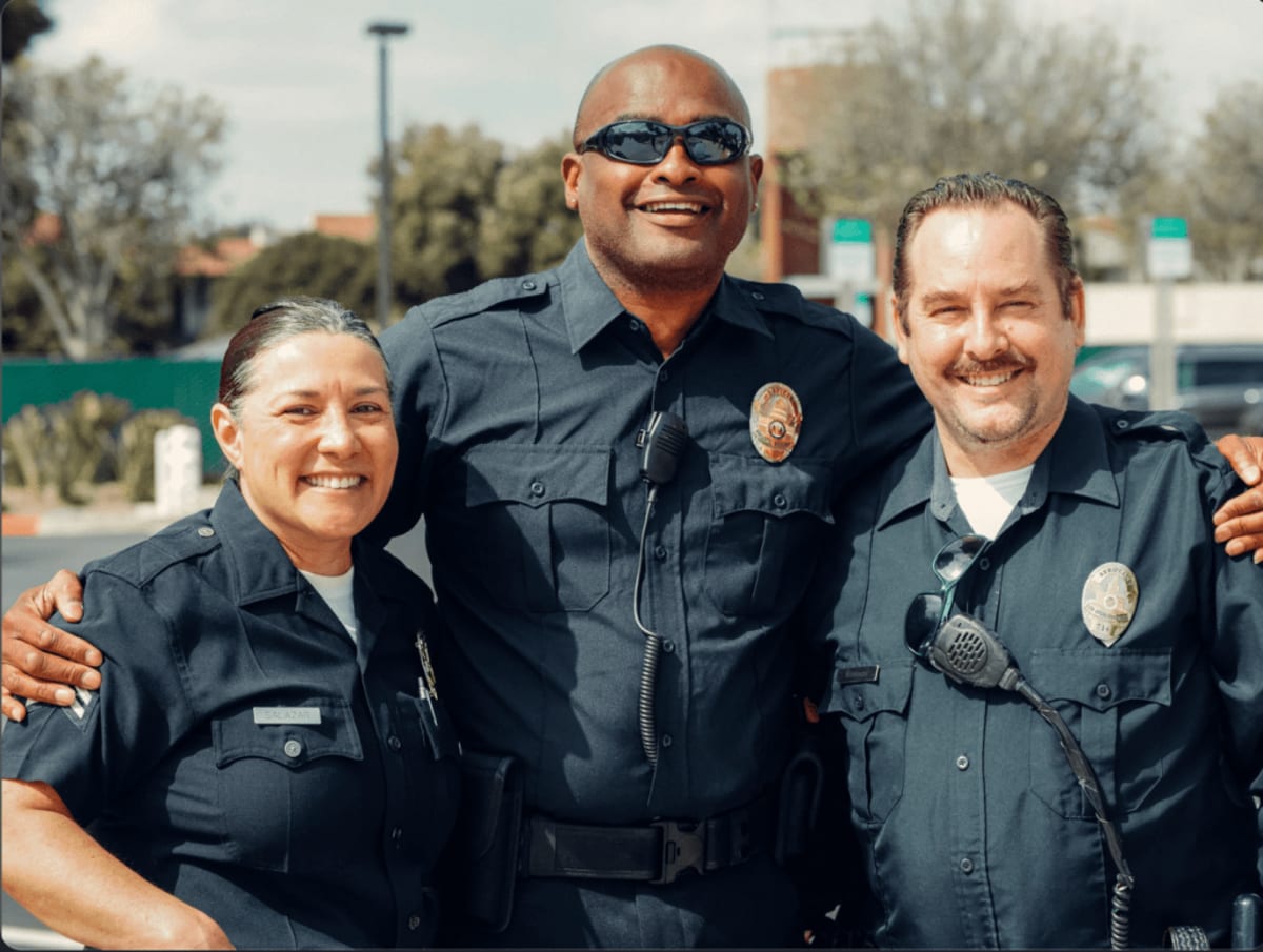 10-Year-Old Writes Hundreds of Thank You Letters to Police - Image 3