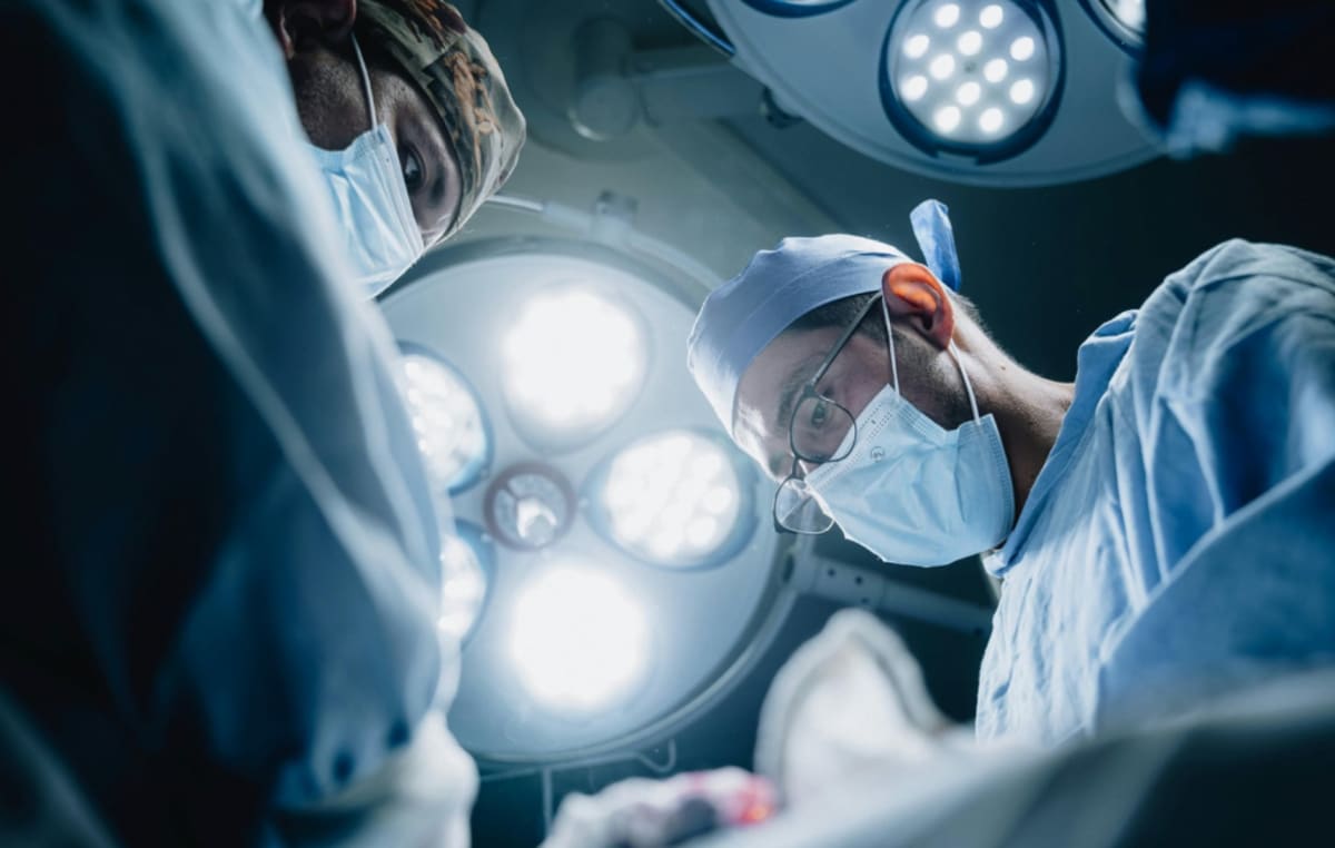 Man Whistles Through Nose, Then 17 Doctors Miss the Answer - Image 4