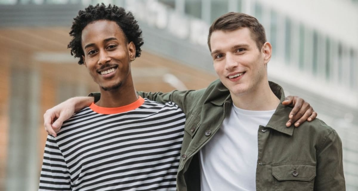 Honesty Predicts Lasting Friendships, Study Finds - Image 5
