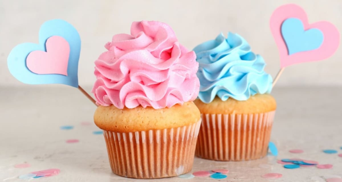 Guy Gets Wrong Cake, Reveals Couple's Twins Online - Image 4