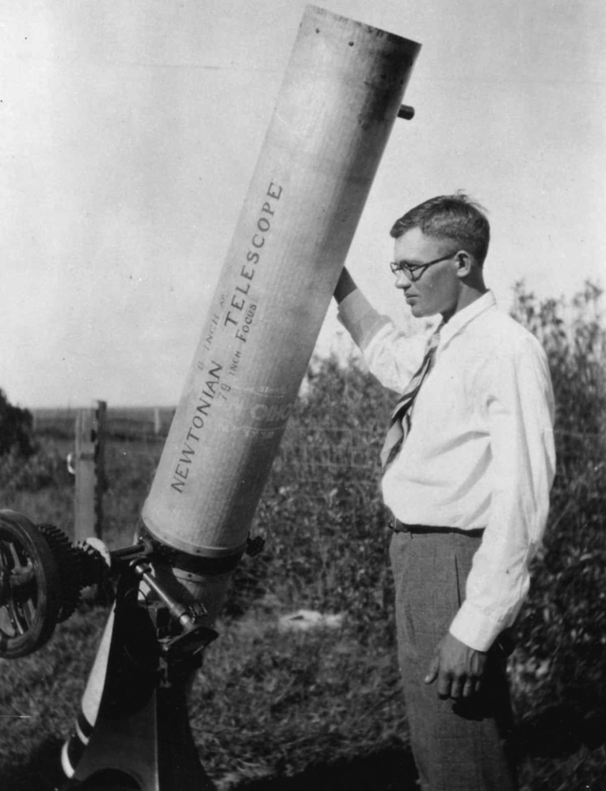 Farm Boy Built Telescope from Car Parts, Discovered Pluto - Image 4